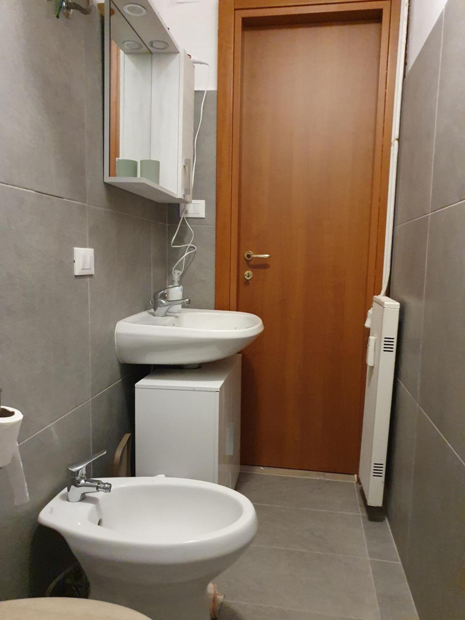 Frank 35 Hostel Rome Bilik gambar